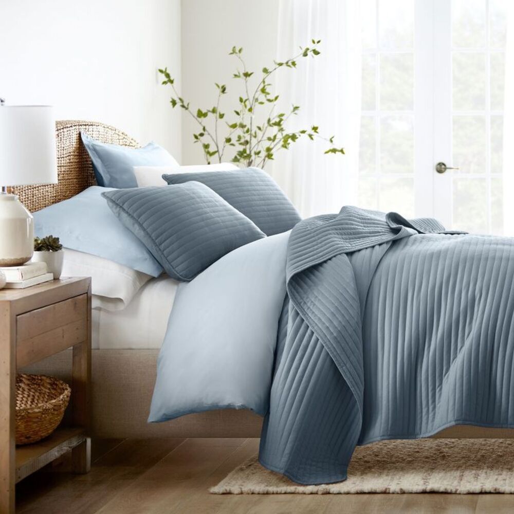 Stripes Floral and Diamonds Quilted Coverlet Set W Stripe Stitch/Dusk Blue